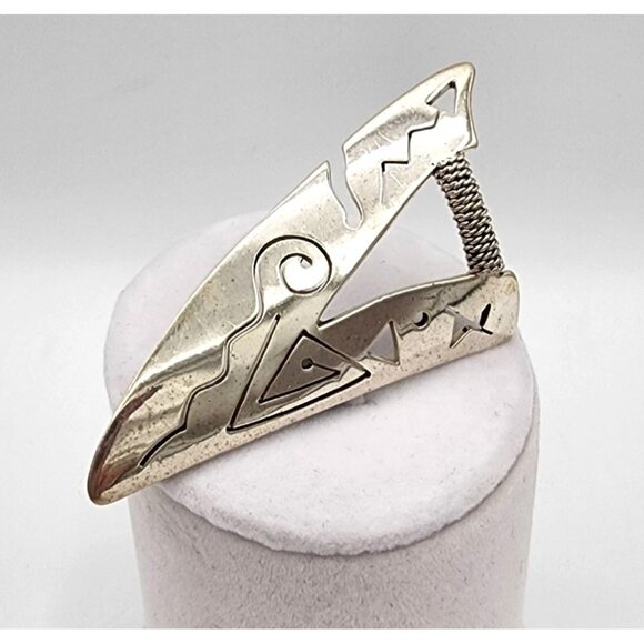VTG Abstract Post Modern Tribal Triangle Petroglyph Sterling Silver Pin Mexico - Picture 1 of 11